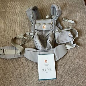Ergobaby Omni 360